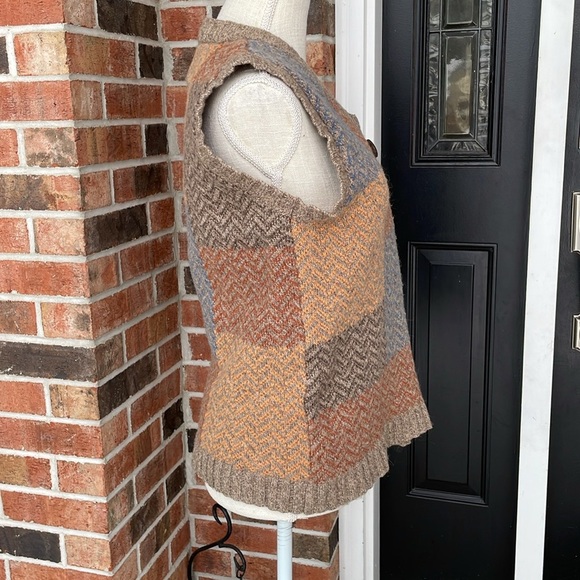 Woolrich Lambs Wool Sweater Vest - Picture 3 of 9